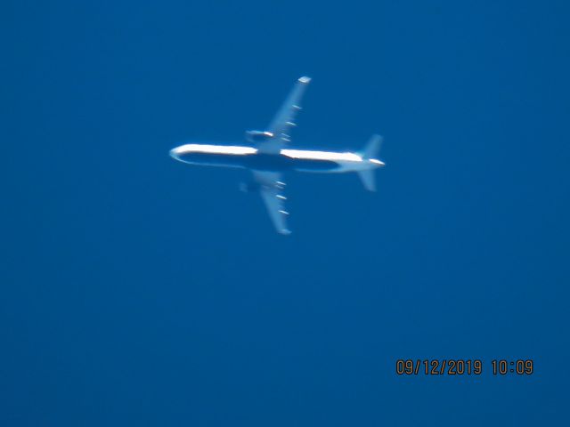 Airbus A321 (N968JT)