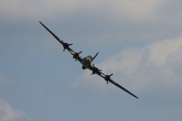 Boeing B-17 Flying Fortress (12-4485)