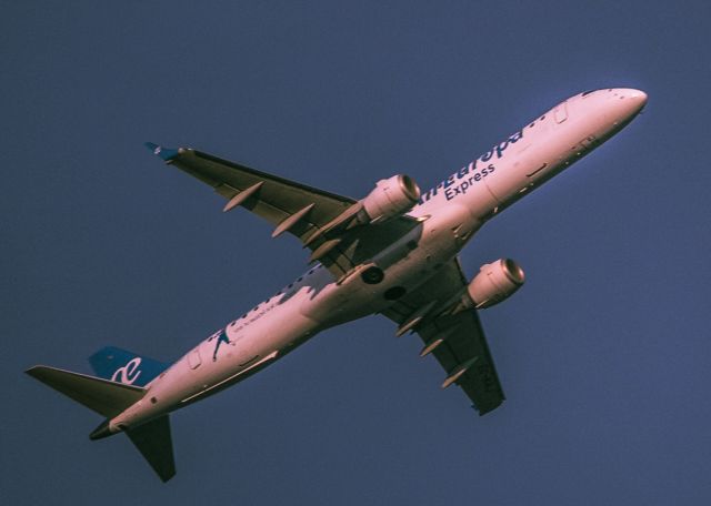 EC-KAJ — - A few minutes after taking off from Brussels Airport (17-09-2017 evening) 