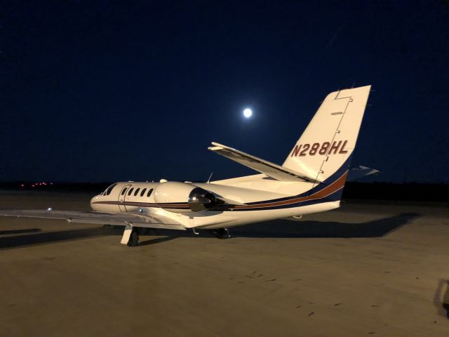 Cessna Citation V (N288HL)