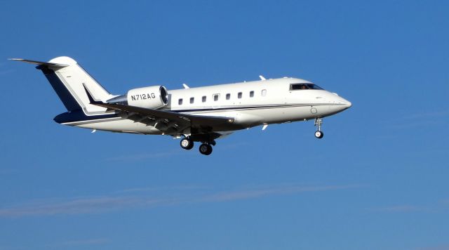 Canadair Challenger (N712AG) - On final is this 2012 Bombardier Canadair Challenger 605 in the Winter of 2019.