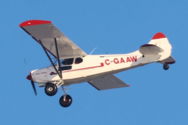 C-GAAW — - C-GAAW Wag-Aero Super Cuby Brousse Survolant la ville de Lavaltrie QC. le 07-12-2024 à 12:47