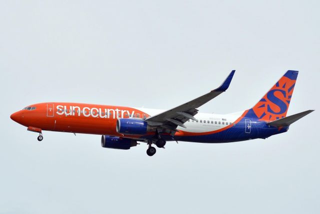 N832SY — - Sun Country 235 from Minneapolis 