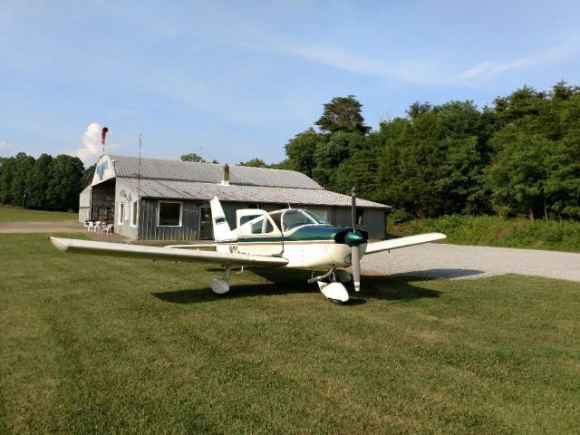 Piper Cherokee (N2315T)