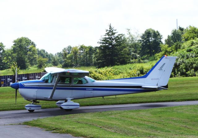 Cessna Skyhawk (N53009)