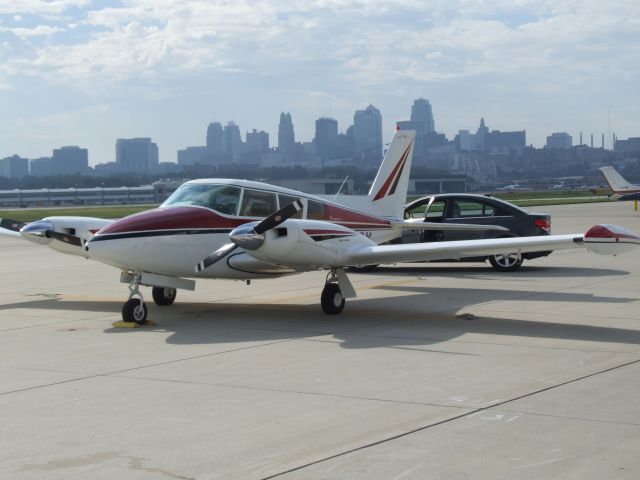 Piper PA-30 Twin Comanche (N8600Y)