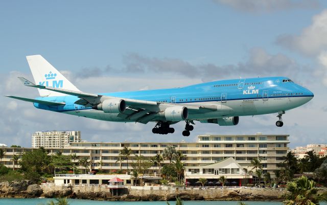 Boeing 747-400 (PH-BFL)