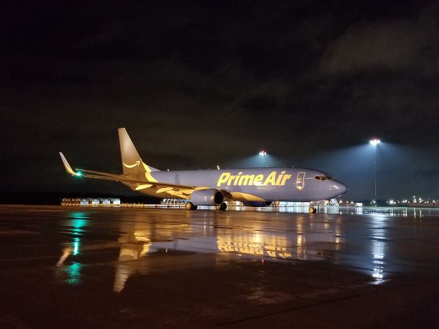 Boeing 737-800 (N5147A)