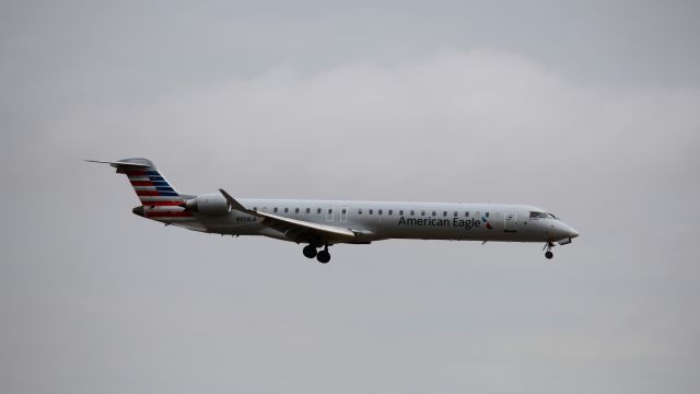 Canadair Regional Jet CRJ-900 (N959LR)