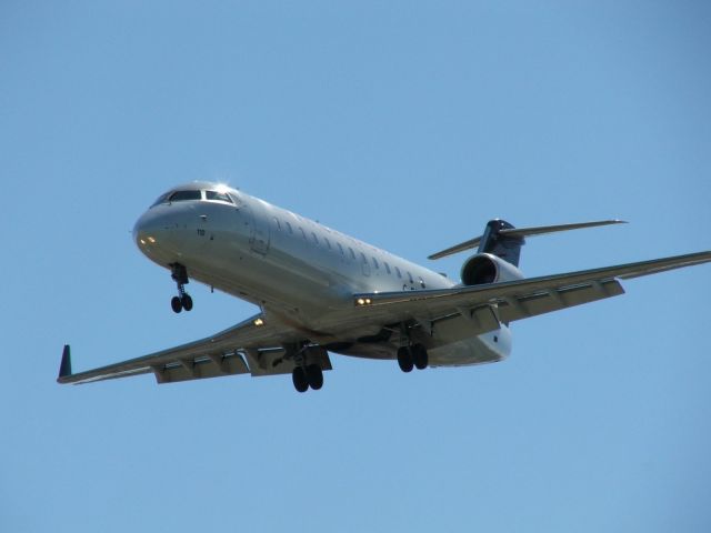 Canadair Regional Jet CRJ-200 —