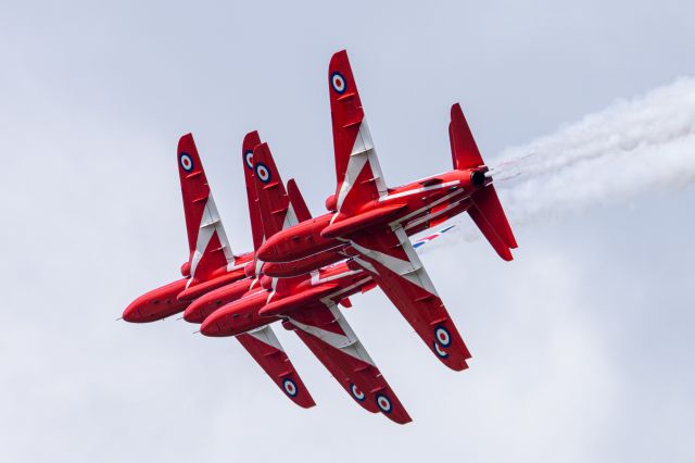 — — - Royal Air Force Red Arrows at the 2019 New York International Airshow