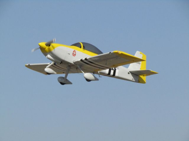 Vans RV-8 (N802XD) - Taking off RWY 24