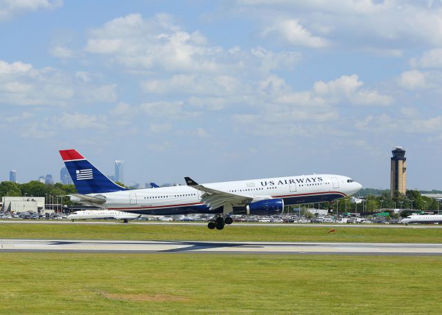 Airbus A330-300 (N282AY) - Landing runway 18C, Charlotte, North Carolina