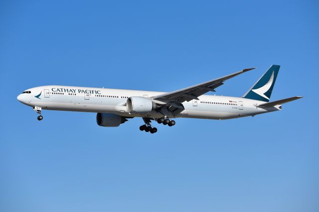 BOEING 777-300 (B-KPW)