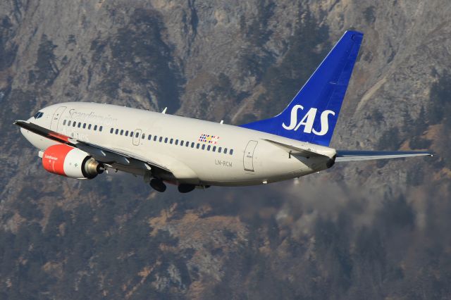 BOEING 737-600 (LN-RCW)