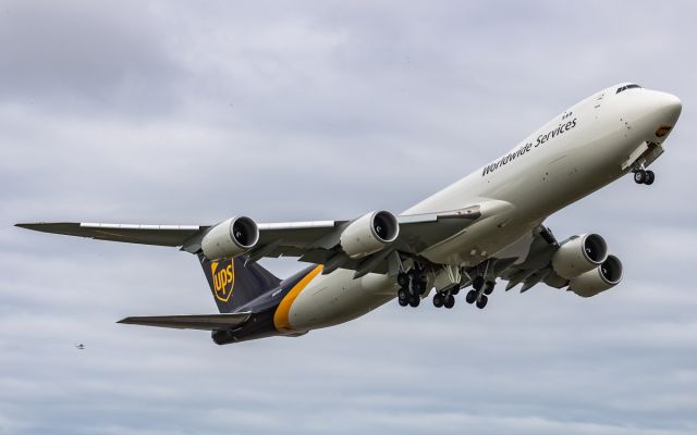 BOEING 747-8 (N610UP)