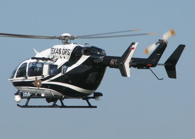 KAWASAKI EC-145 (N145TX) - Texas State Police landing at Metro Aviation near the Shreveport Downtown airport.