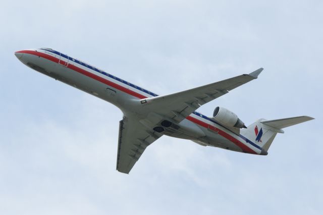 Canadair Regional Jet CRJ-700 (N507AE)