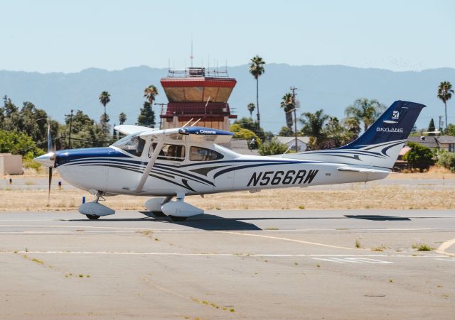 Cessna Skylane (N566RW)