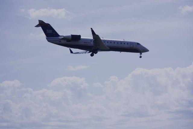 Canadair Regional Jet CRJ-200 (N462AW) - On final for Rwy 19 at KDCA