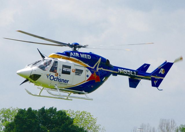 KAWASAKI EC-145 (N195LL) - At Metro Aviation.