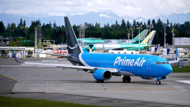 Boeing 737-800 (N545RL) - SCX5500 taxis to Rwy 16R for a flight to KTPA on 5.13.20. (B737-84P(BCF)(WL) / ln 1033 / cn 32601).