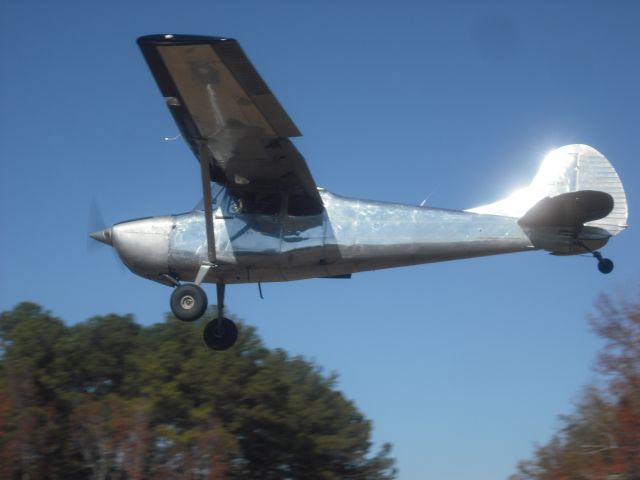 Cessna 170 (N4448B) - over the wire at 5A2