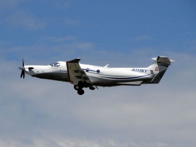 Pilatus PC-12 (N111NY)