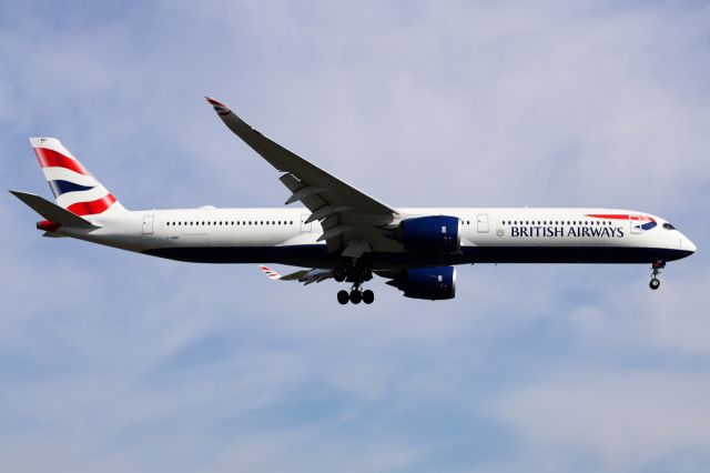 Airbus A350-1000 (G-XWBF)