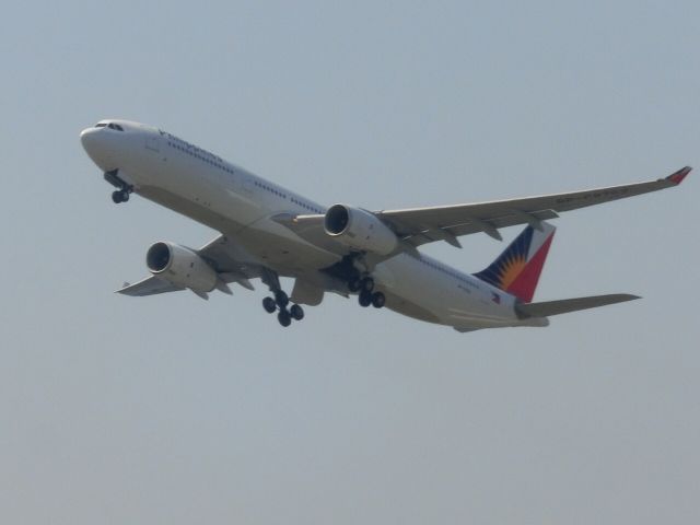 Airbus A330-300 (RP-C8762) - 綺麗だなぁー。