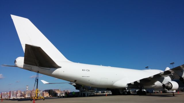 Boeing 747-400 (4X-ICA)