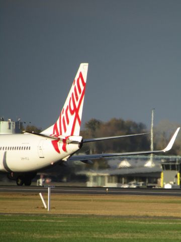 Boeing 737-800 (VH-YIJ) - Sorry it is sideways!