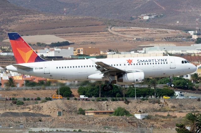 Airbus A320 (ES-SAM)