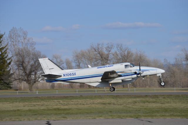 Beechcraft Airliner (N106SX)