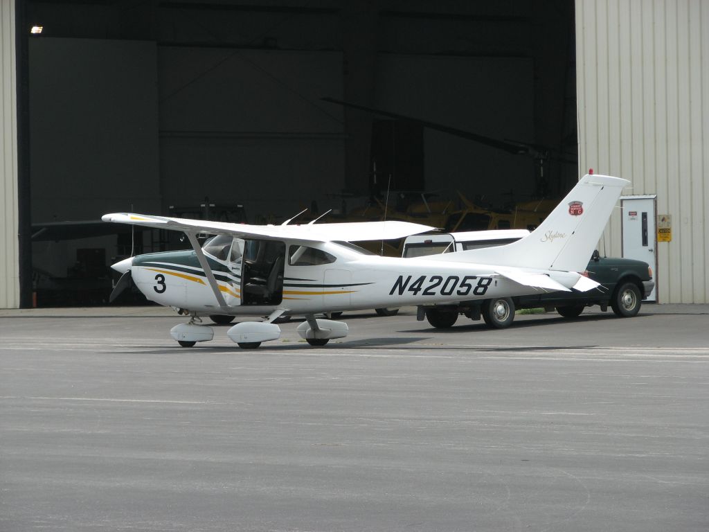 Cessna Skylane (N42058) - State of NC - Forest Service