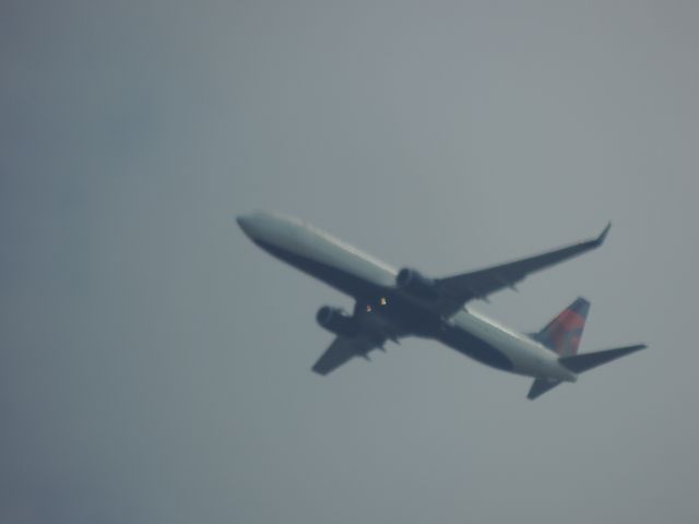 Boeing 737-900 (N802DN) - Delta 737-900