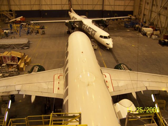 Airbus A319 (N932FR) - Moving forward looking off the catwalk on the tail stand.