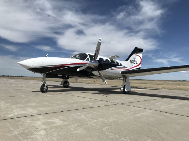 Cessna 421 (N66CL)