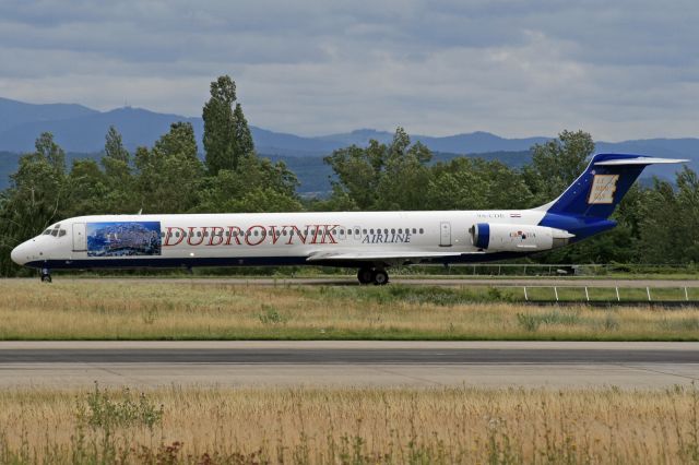 McDonnell Douglas MD-82 (9A-CDE)