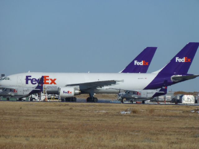 Airbus A300F4-600 (N674FE)