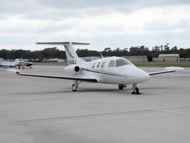 Eclipse 500 (N54KJ)