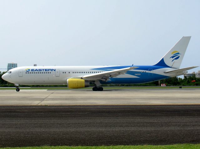 BOEING 767-300 (N706KW)