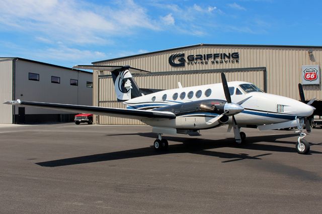 Beechcraft Super King Air 200 (N450S) - Griffing Flying Service