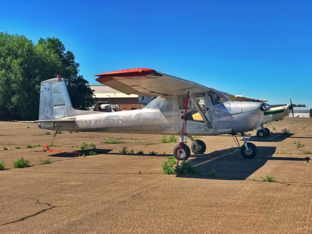 Cessna Commuter (N4432U) - N4432U - 1964 Cessna 150D