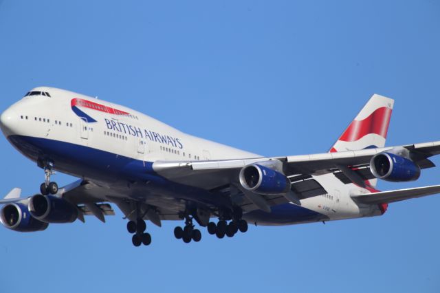 Boeing 747-400 (G-BYGE)