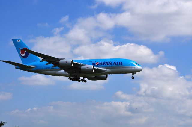 Airbus A380-800 (HL7614)