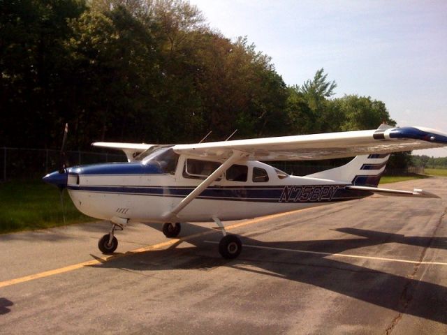 Cessna 206 Stationair (N756PY)