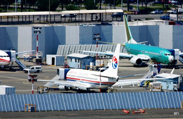 Boeing 737-700 (B-5223) - KBFI - final touches being done, as records indicate this jet was delivered a week after I took this 7/10/2006 photo from Military Rd S. On line records show this jet now flies for China United Airlined as of 2013.