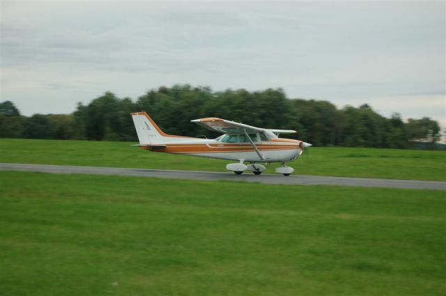 Cessna Skyhawk (N4687G)