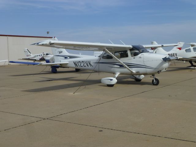 Cessna Skyhawk (N122VK)